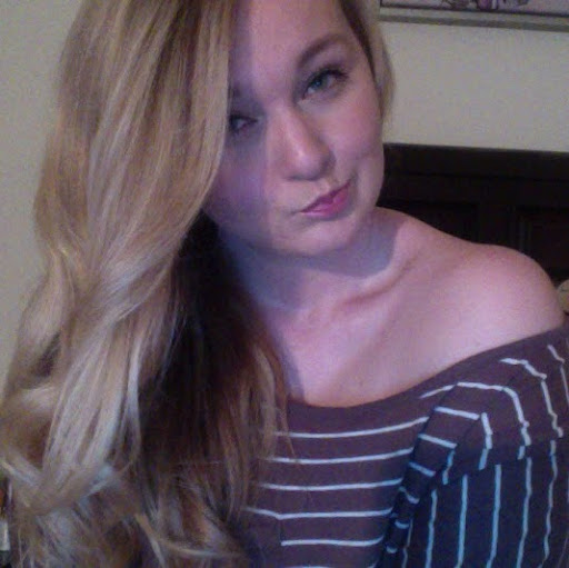 Elizabeth Mayfield Photo 13