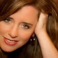 Laura Carlisle Photo 41