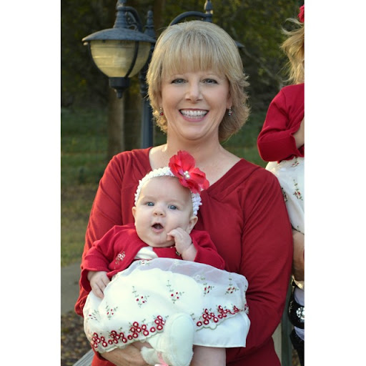 Cindy Nichols Photo 15