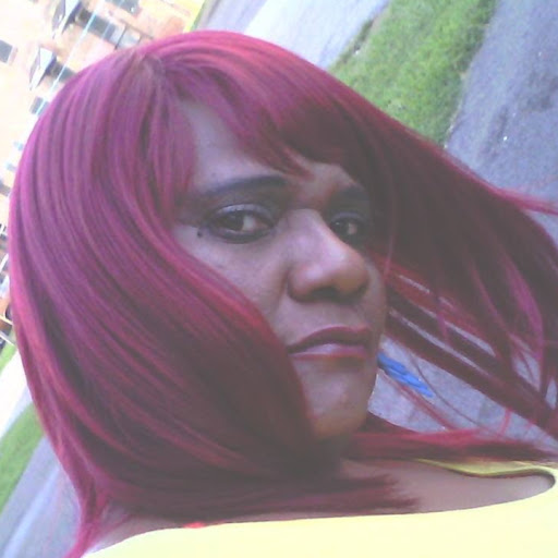 Katherine Alexander Photo 20