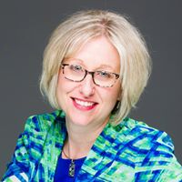 Stacy Schmitt Photo 13