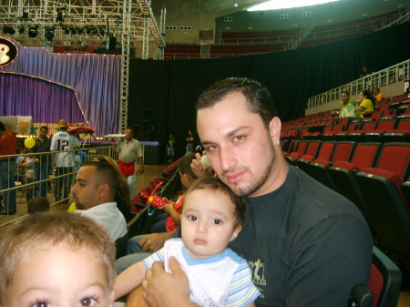 Christopher Vasquez Photo 33