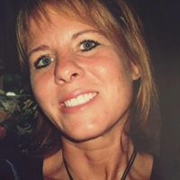 Kelly Valentine Photo 19