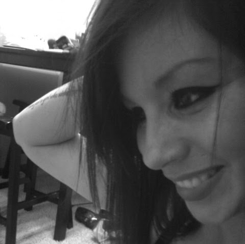 Samantha Cox Photo 36
