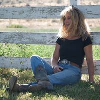 Jeanne Carver Photo 15