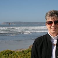 Linda Steele Photo 9