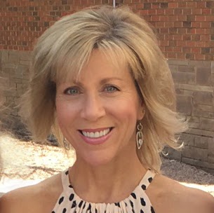 Vicki Lowe Photo 29