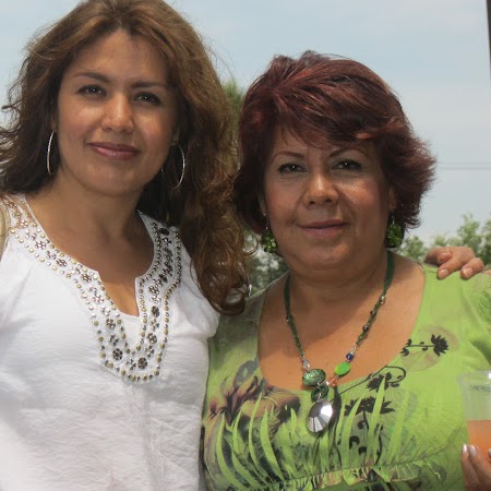 Adelina Torres Photo 16