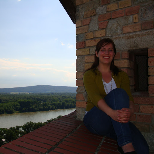 Erin Thompson Photo 15