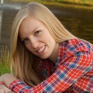 Meghan Rowe Photo 24