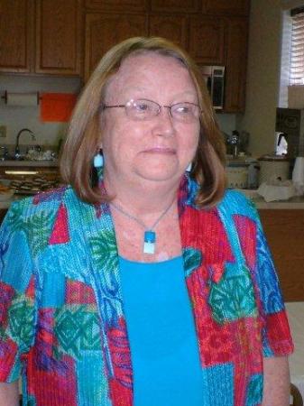 Kathy Woods Photo 30
