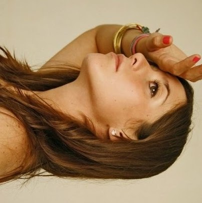 Ana Randolph Photo 4