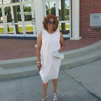 Deborah Simmons Photo 24