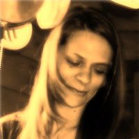Angela Goodwin Photo 29