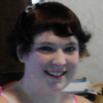 Joanne Hamilton Photo 36