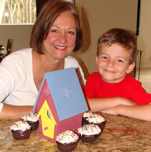 Linda Sears Photo 32