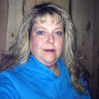 Laura Daniels Photo 21