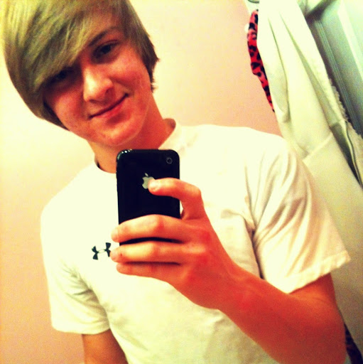 Dylan Strickland Photo 8