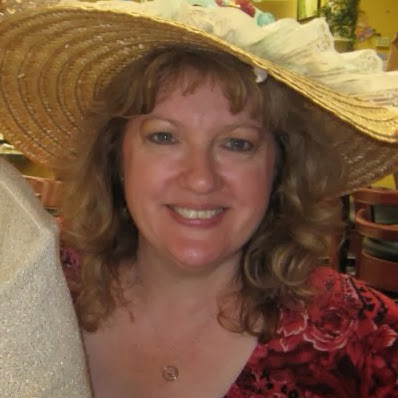 Debbie Hall Photo 16