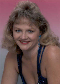 Theresa Irwin Photo 20