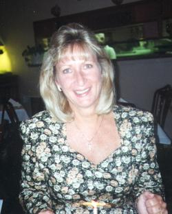 Catherine Meek Photo 15