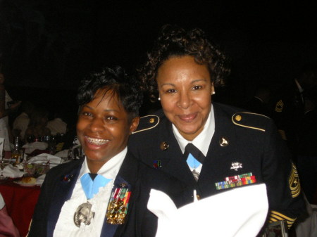 Adrianne Harris Photo 6