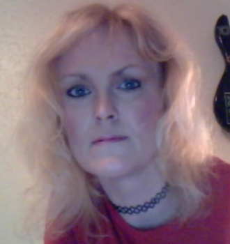 Lisa Dake Photo 5