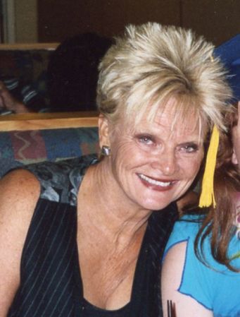 Carol Clay Photo 29