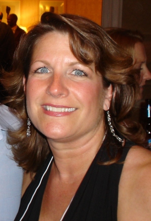 Rebecca Banks Photo 27