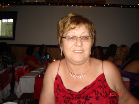 Catherine Williams Photo 34