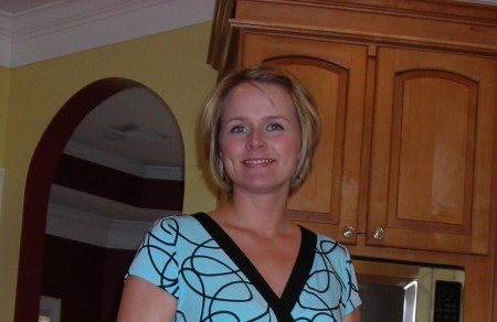 April Wiggins Photo 6