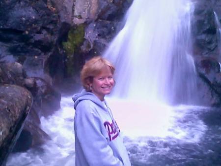 Suzanne Hull Photo 6