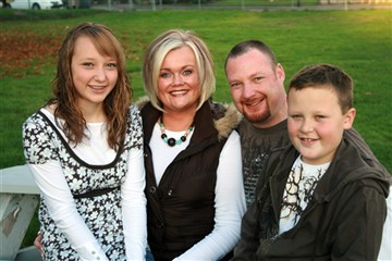Julie Sowers Photo 18