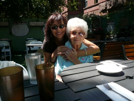 Linda Romanelli Photo 6