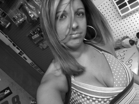 Laura Cataldo Photo 25