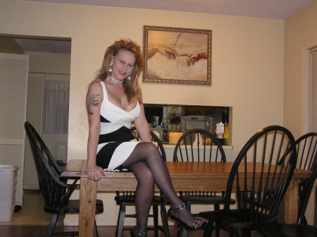 Tina Barnett Photo 29