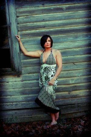 Lori Mitchell Photo 19