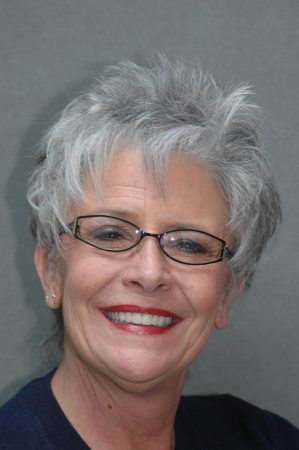 Bobbie Mitchell Photo 17