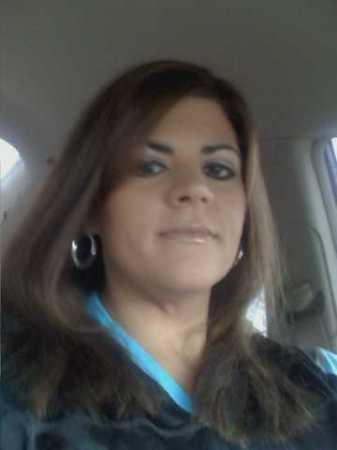 Holley Shelley Photo 3