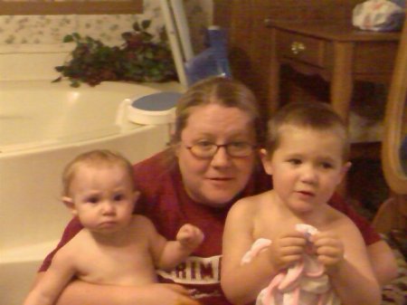 Stephanie Matthews Photo 32