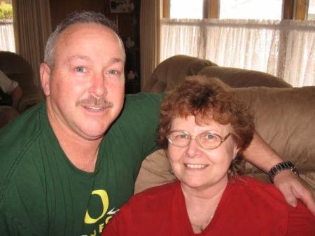 Linda Bradley Photo 31