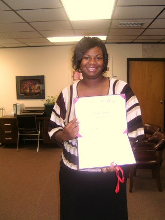 Valencia Holloway Photo 4
