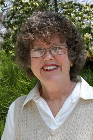 Michele Schroeder Photo 22