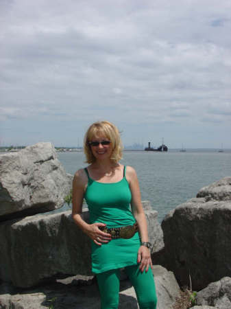 Susan Caulfield Photo 24