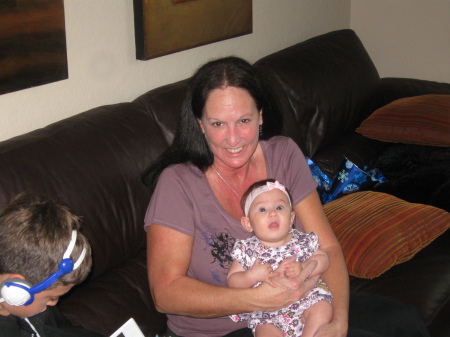 Vicki Raymond Photo 11