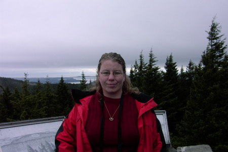 Georgia Nelson Photo 28