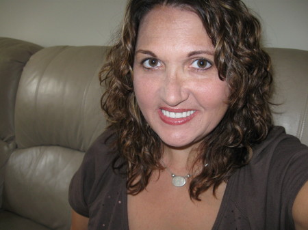 Joanne Bayes Photo 4