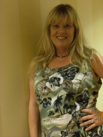 Julie Ferguson Photo 6