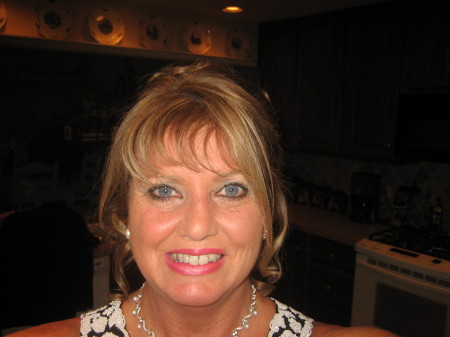 Debra Barrows Photo 3