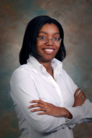 Stephanie Ferguson Photo 28